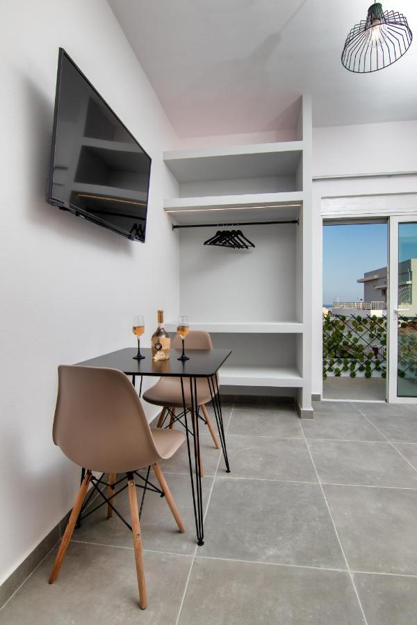 Luxury Apartment In The Center Rhodes City Екстериор снимка